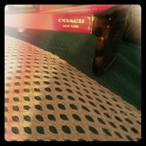 Coach sunglasses - Picture 1 of 2